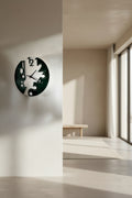 Zöld-fehér falióra (Green and white wall clock)